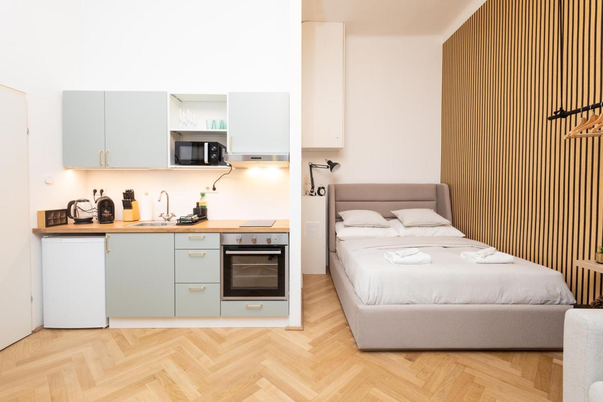 Charming Retreat Walking Distance From Town Centre Apartment Wien Ngoại thất bức ảnh