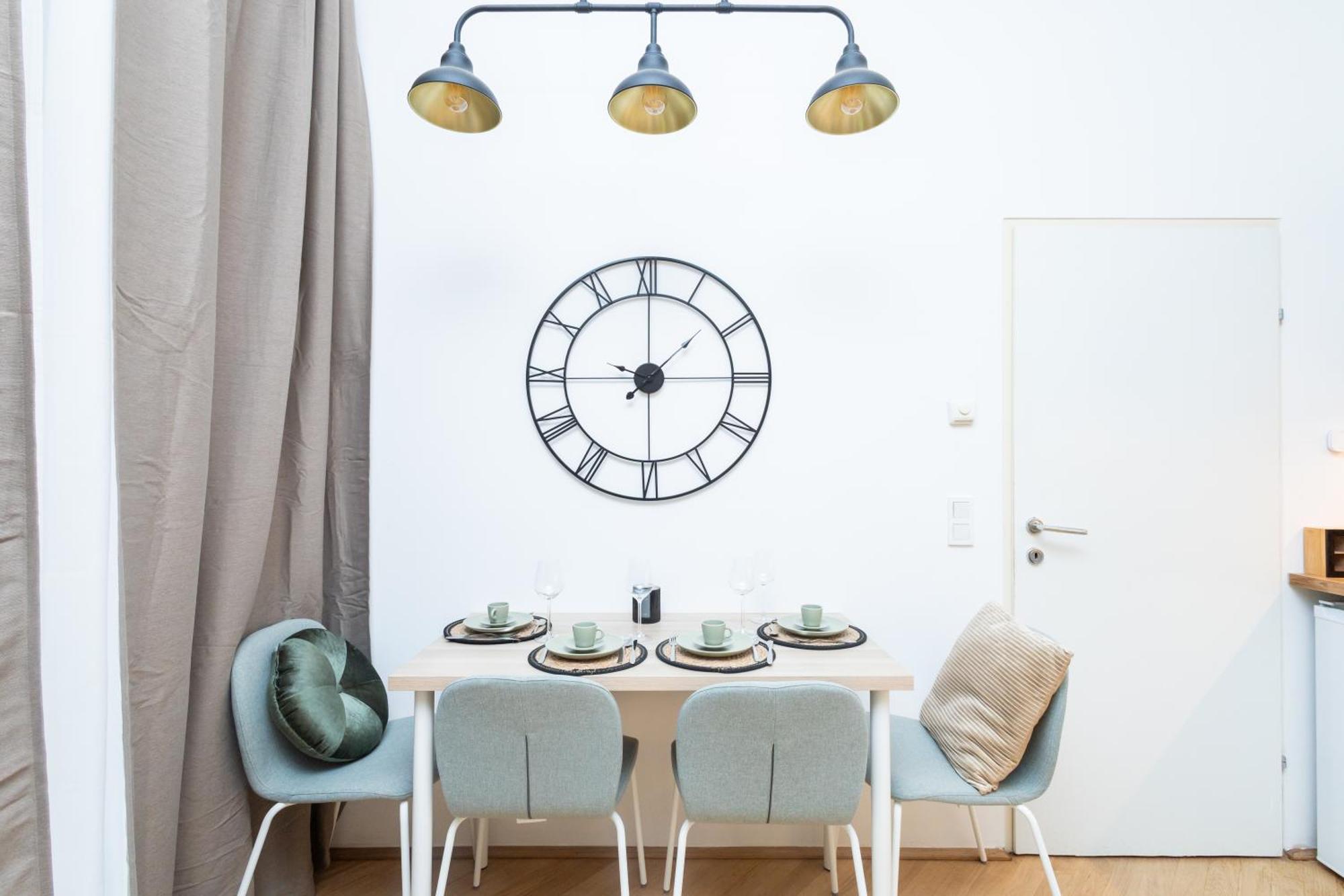 Charming Retreat Walking Distance From Town Centre Apartment Wien Ngoại thất bức ảnh